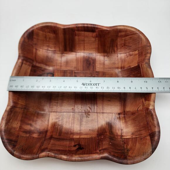 Vintage Woven Wooden Bowl Parquet Patchwork Checkerboard Pattern Scalloped 11" - Picture 8 of 8